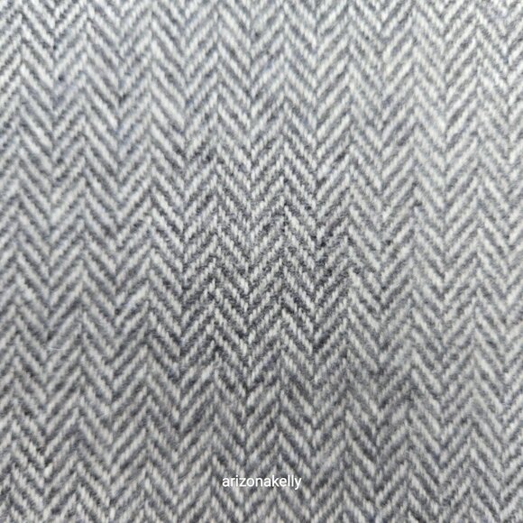 NWOT McCabe Collection Lambswool Scarf 100% Wool Grey Herringbone Ireland - Picture 7 of 12